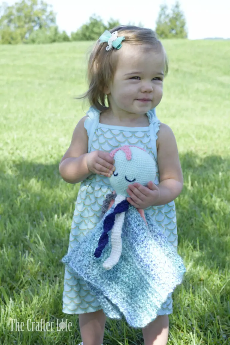 SLEEPY OCTO-PAL LOVEY BLANKET